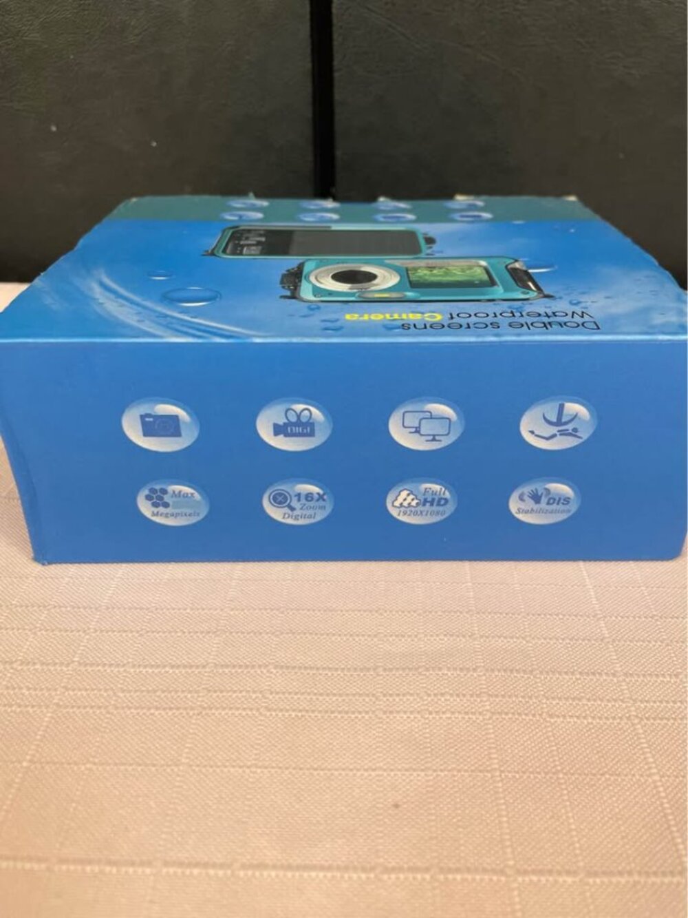 Digital Waterproof Camera - Picture 7 of 10